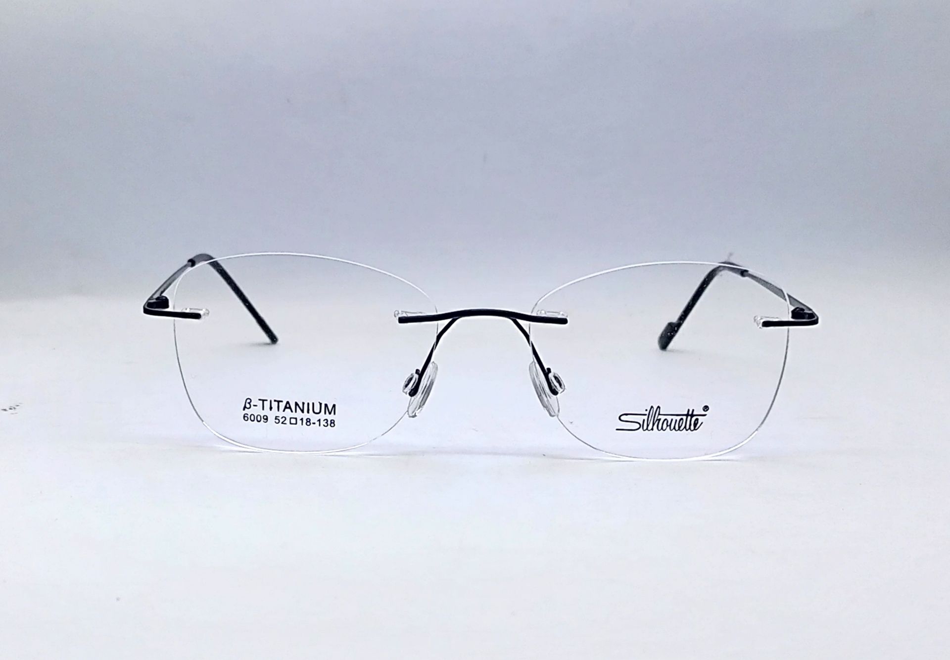 Rimless - Side View