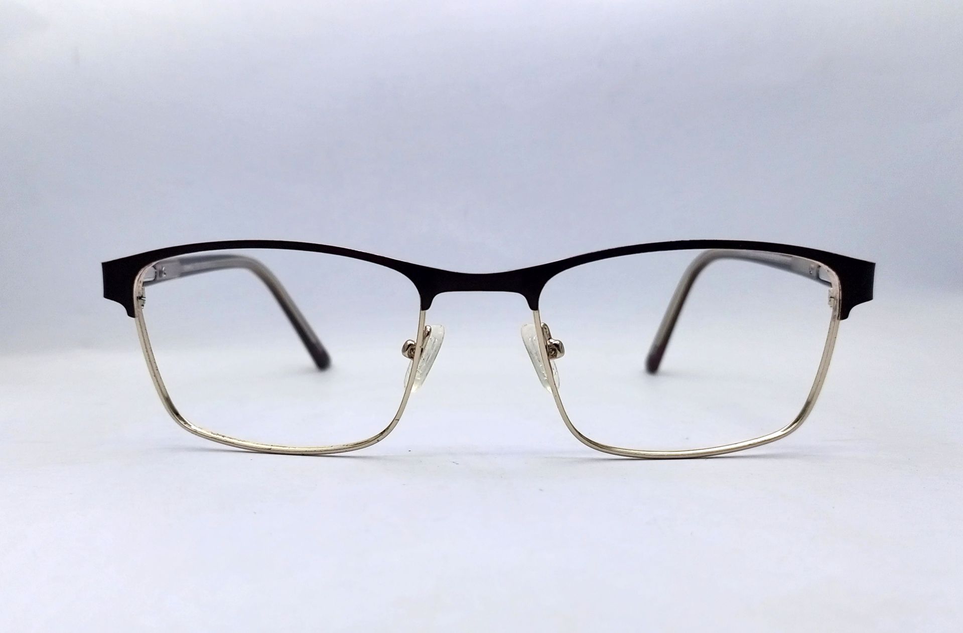 Metal square shape - Side View